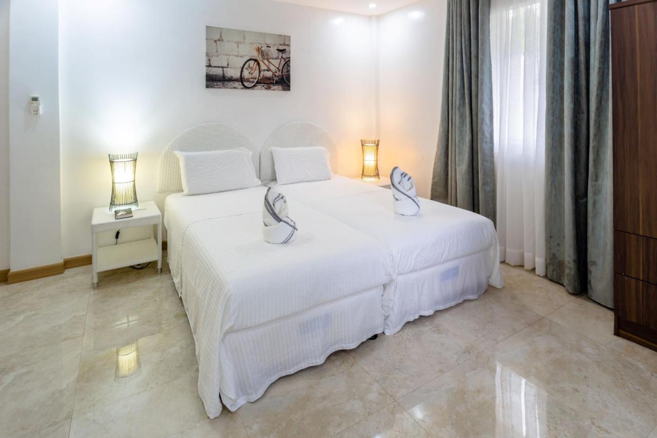 Madison Garden And Residences Panglao-stad Buitenkant foto