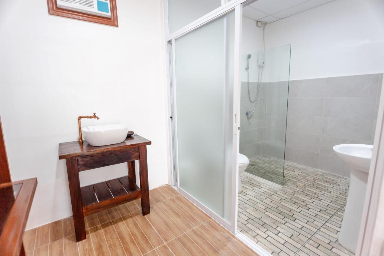 Madison Garden And Residences Panglao-stad Buitenkant foto